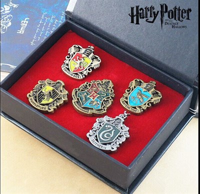 Harry Potter Houses Crest Pendant Set