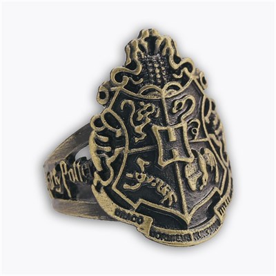 Hogwarts Crest Ring
