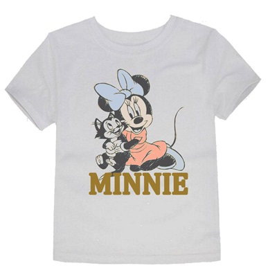 Minnie Loves Cats