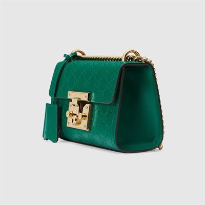 Rouge London Vintage Charm: The Victorian Emerald Handbag - Regal Luxury