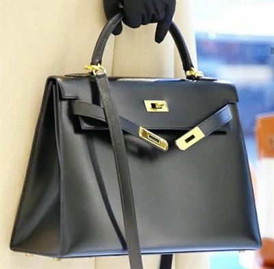 Rouge London Regal Noir Luxury Handbag - Elegance Redefined