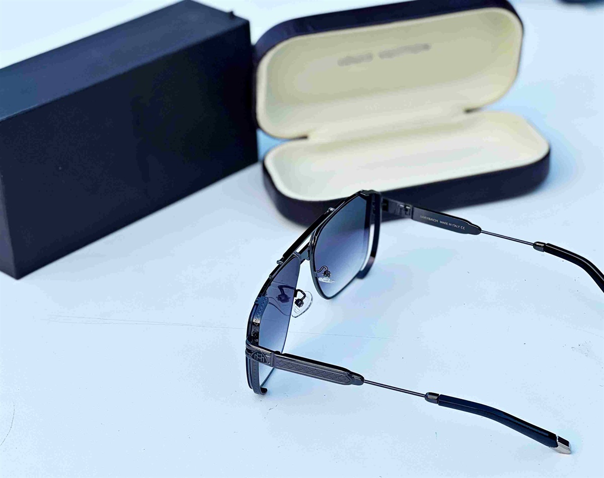 MB Rouge London Palladium Grey Frame Imported Sun Glasses