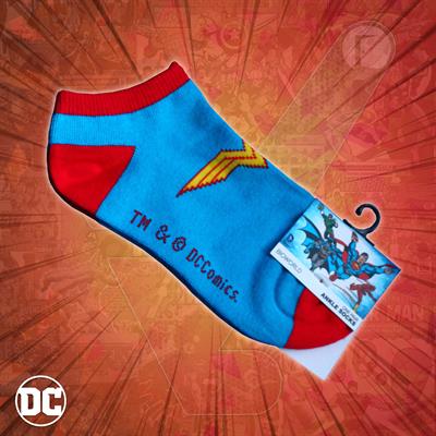 BioWorld - DC Comics - Wonder Woman Logo - Ankle Socks (Unisex)