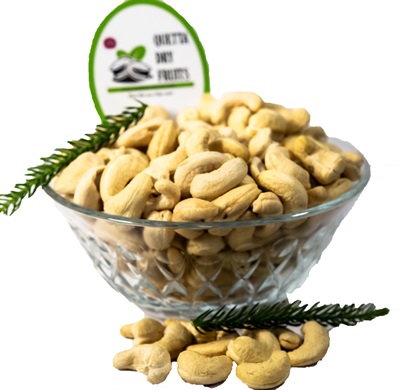 Cashew Nut Plain -Raw Cashews – Non-GMO Verified, Deluxe Whole Nuts, Unsalted, Unroasted Fancy Snack, Size W-320, Kosher, Vegan, Bulk, A good source of Magnesium, Phosphorus, Manganese & Copper