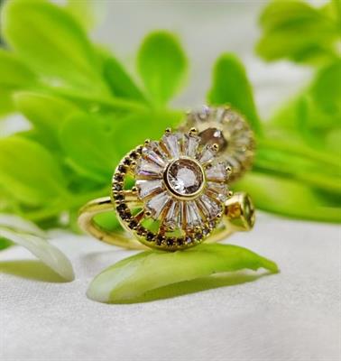 Flower revolving ring