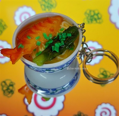 Fish Ramen Bowl Keychain 