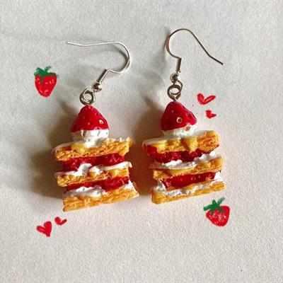 Strawberry Pastry Earrings 