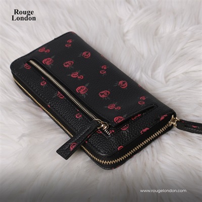 Elegant Leather Clutch