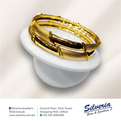 Pair of gold plated bangles in 925 Sterling Silver