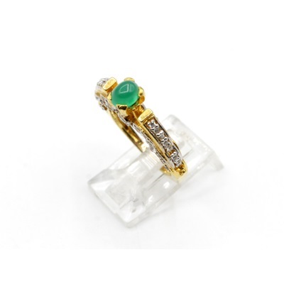 Two Tones With Center Green Onyx Ring