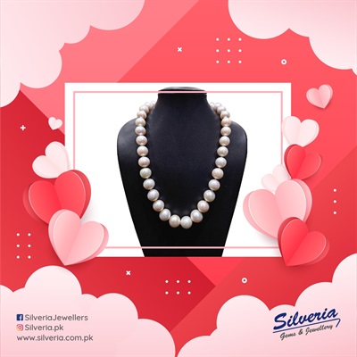 Genuine south sea pearl necklace 