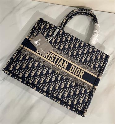 Dior Book tote 36cm 