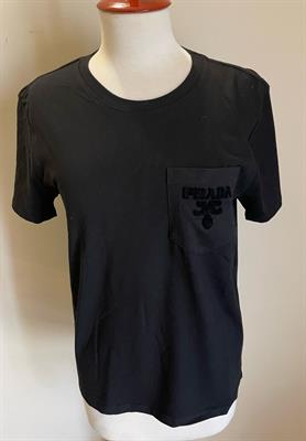 Prada T shirt black