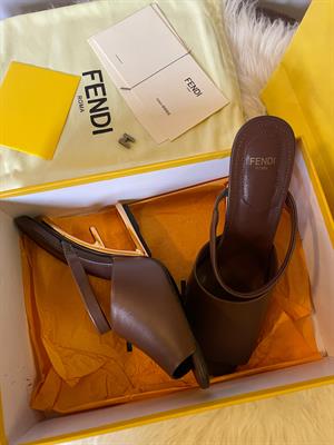 Fendi First brown heels EU 39