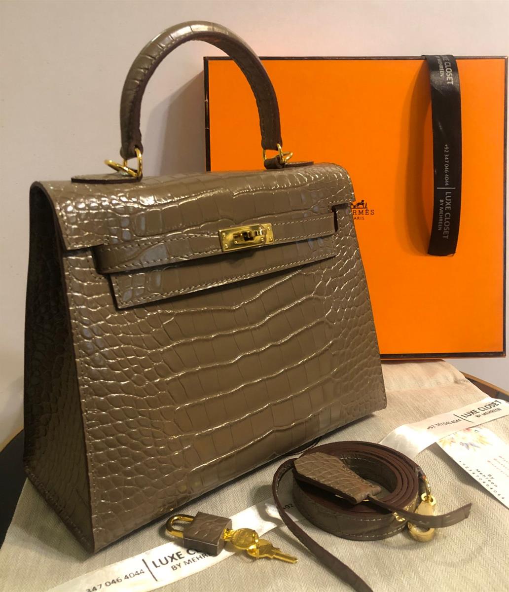 Hermes Kelly 25 Crocodile finish Bag in Pakistan for Rs. 95000.00
