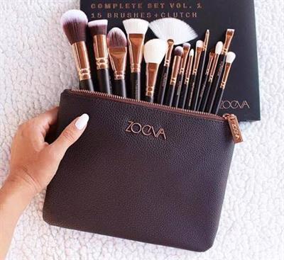 Zoeva 15 Piece Makeup Brushes With Pouch