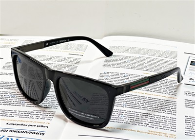 PE Design Signatures Imported Sun Glasses