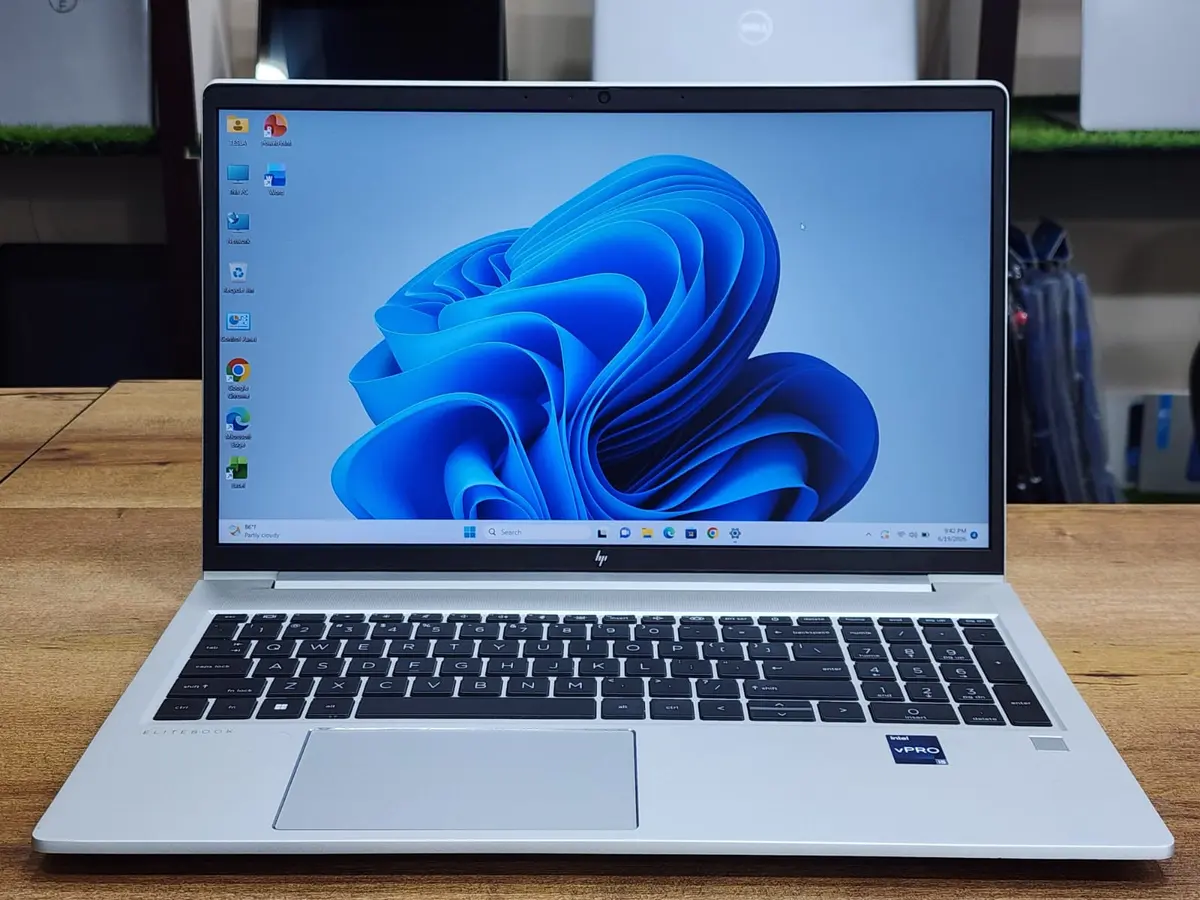 HP EliteBook 650 G9 15.6