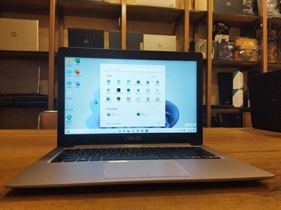 ASUS ZenBook 13 UX303UA | TouchScreen i5 6th Generation