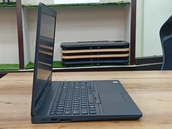 Dell Latitude 5580 Core i5 7th Generation