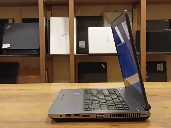 HP ProBook 645 G1 - AMD A8-4500M Quad-Core APU