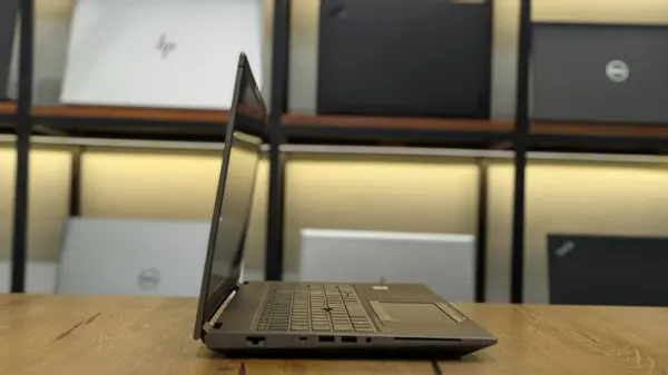 HP ZBook Fury 15 G7 Core i7 10th Generation |  NVIDIA® Quadro® T2000 with Max-Q Design, 4GB GDDR6