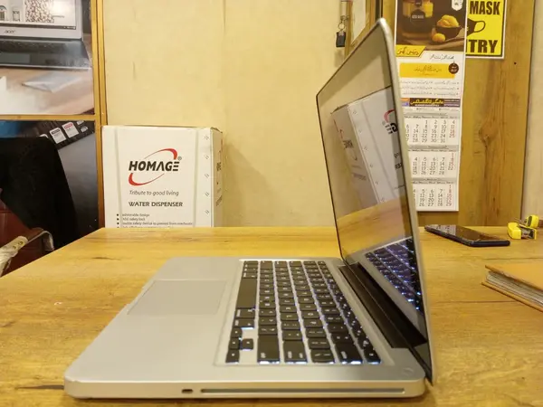 Apple MacBook Pro Core i5 4th Generation (13-inch, 2012)