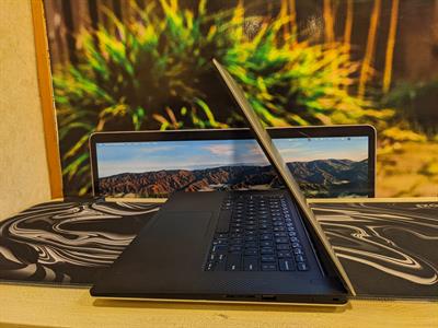 Dell XPS 15 9570 Core i5 8th Generation 