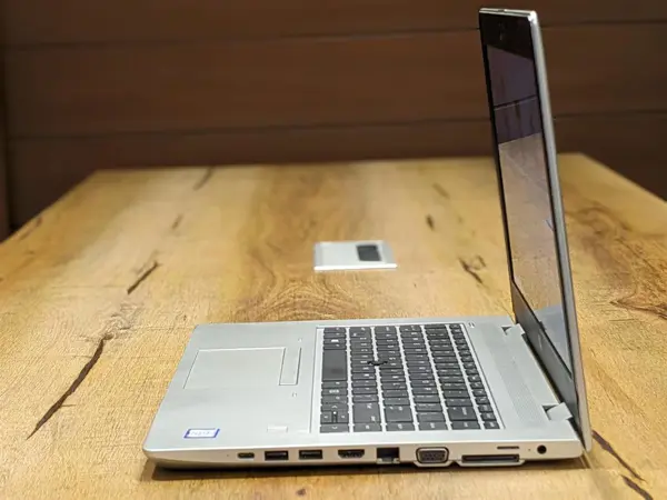 HP ProBook 6560b ore i5 2nd Generation 15-Inch Full Numeric Size