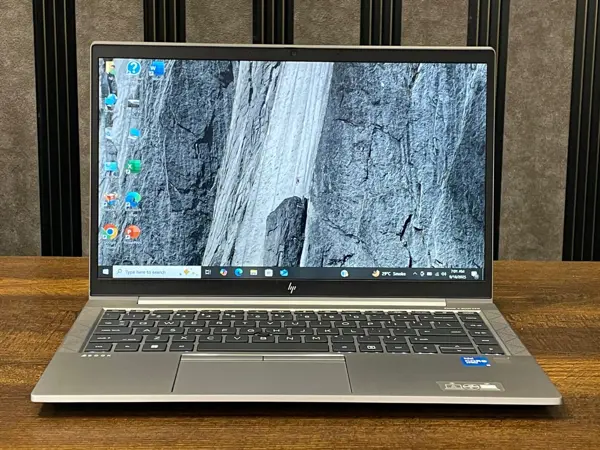 HP ZBook Firefly 14 G8 Mobile Workstation | Intel Quad Core i5-1145G7