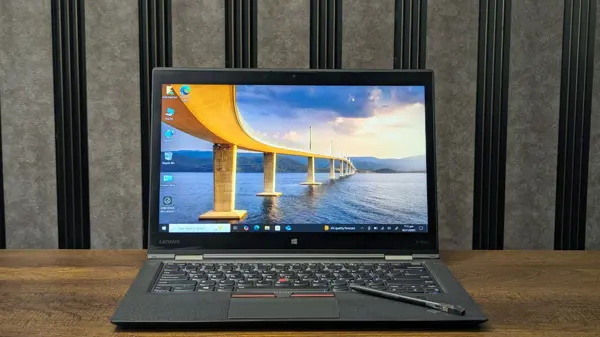 Lenovo ThinkPad Yoga 2-in-1 Laptop | Intel Core i5 6th Generation