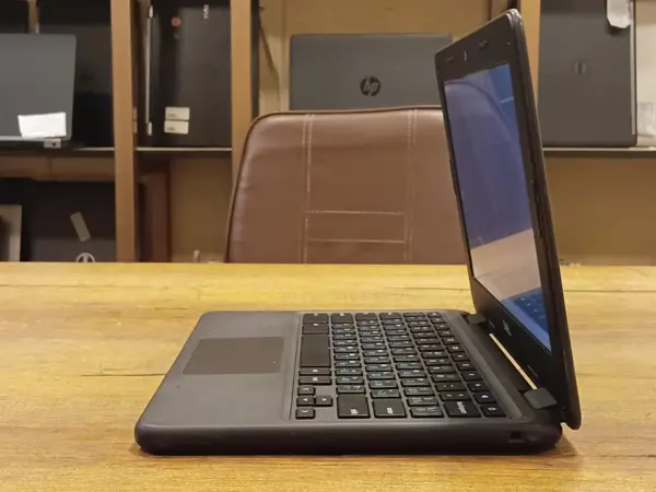  Dell Chromebook 3100 | 4GB RAM | 16GB eMMC | 11.6" HD Display