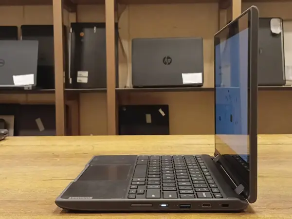 Lenovo 300e Chromebook (2nd Gen) - 11-inch Touchscreen Display