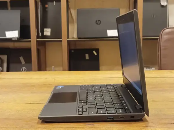 Lenovo 100e Chromebook | 4GB RAM | 32 GB eMMc 