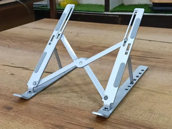 Foldable Laptop Stand