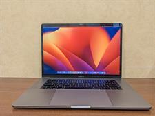 MacBook Pro 15-inch 2019 Core i7 with Dedicated 4GB Radeon Pro