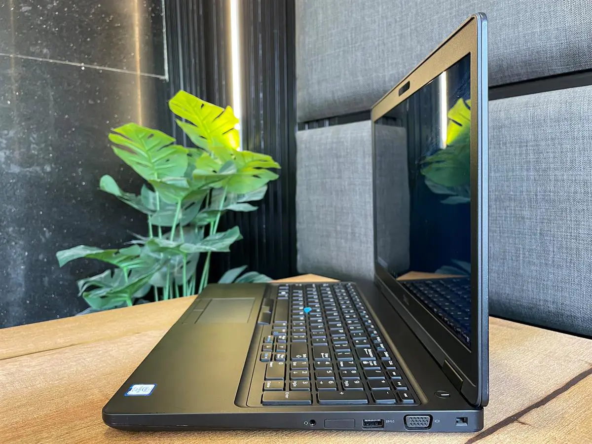 Dell Latitude 5490 Quad Core i5 8th Generation | Tesla Laptops