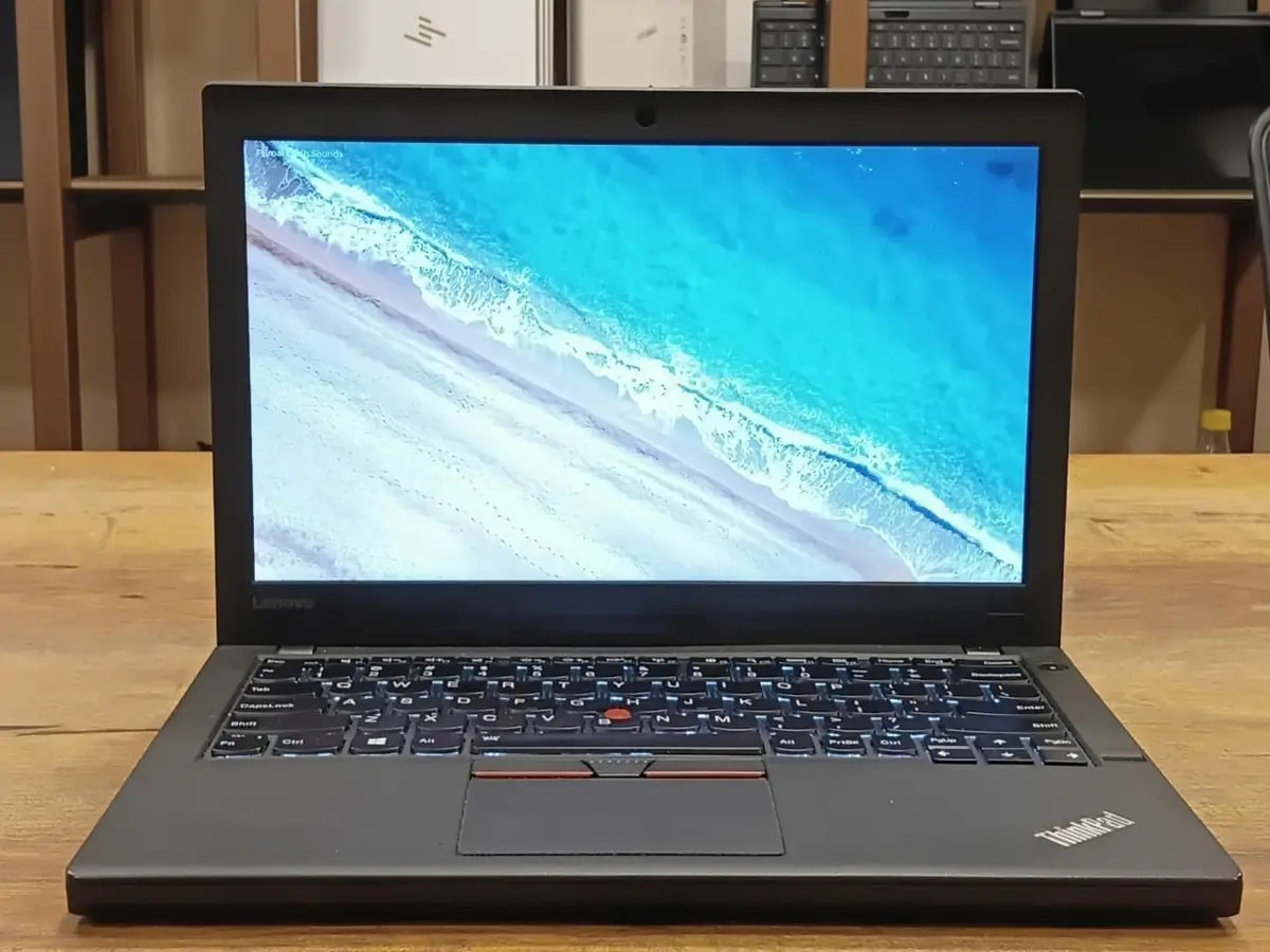 ストア Lenovo ThinkPad X260 8GB/120GB Lenovo ThinkPad X260 8GB/120GB