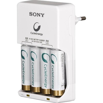 Sony BCG34HH4KN Cycle Energy NiMH Power Charger with Four 2100 mAh AA Battery