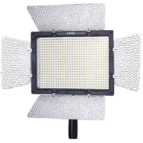 Yongnuo YN600L 600 LED 5500K Color Temperature Adjustable LED Video Light for Canon / Nikon / Sony C