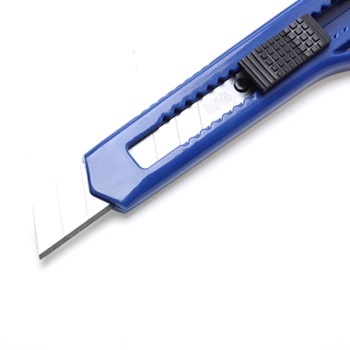 M&G ASSN2240 Utility Knife Paper Cutter 18mm