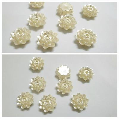 10 Pcs Creamy Color Pearl white flowers beads 2 cm