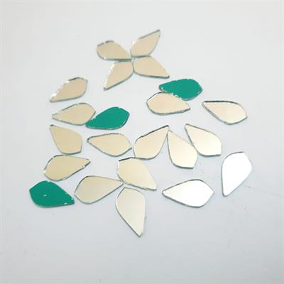 100 Pcs Glass Drop Leaf Shape Mirror Beads For Art And Craft And Also Used In Embroidery (10mx/8mm)