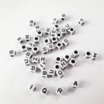 Pack of 100 Pcs Acrylic Alphabet Letter Beads in a (Square 6 cm) in Black