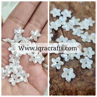 100 Pcs Acrylic Flower Caps off White Color Pearl flowers beads With Holes 10 mm