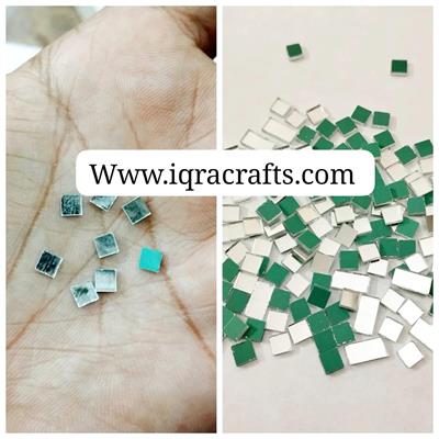 200 Pcs Mini Glass Square Shape Mirror Beads For Crafts 4mm