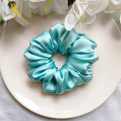 Celeste - Silk Scrunchie