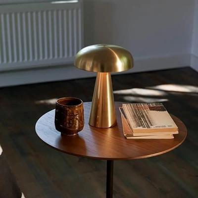 Retro Cordless Table Lamp