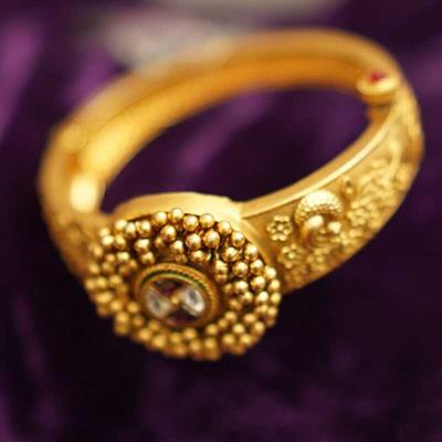 The 'Royal Radiance' Bangle