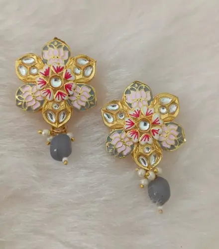 Gulzar ash mist Meenakari Kundan